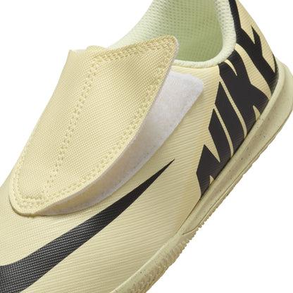 Nike Junior Mercurial Vapor 15 Club IN Indoor Soccer Shoes -Lemonade/ Black