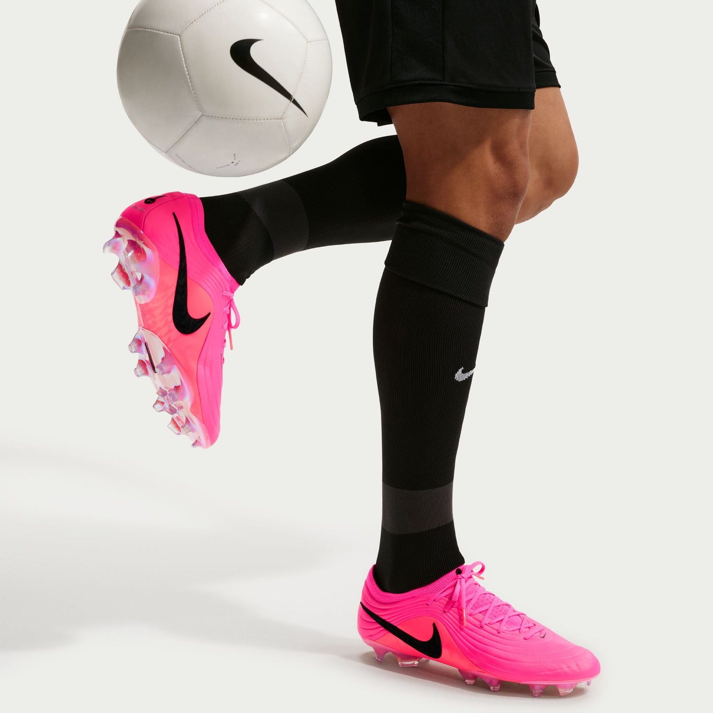Nike Tiempo Maestro Elite T FG  Firm Ground Soccer Cleats - Multicolor/ Black