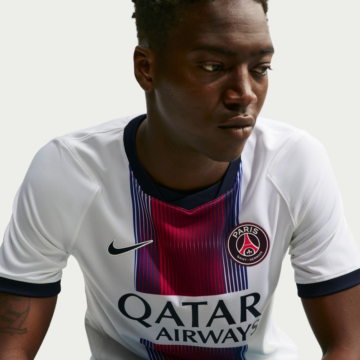 Nike Men's Paris Saint German Away Replica Jersey - White/ College Navy/ College Navy