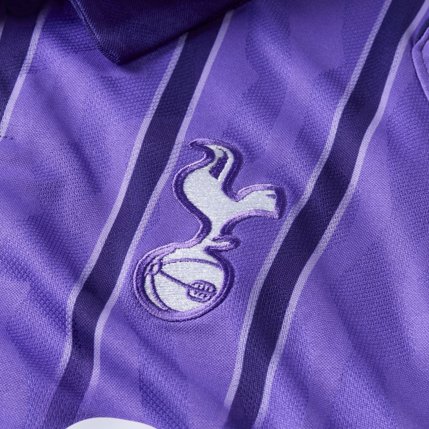 Nike Men's Tottenham Replica Third Jersey - Physic Purple/ New Orchid/ White