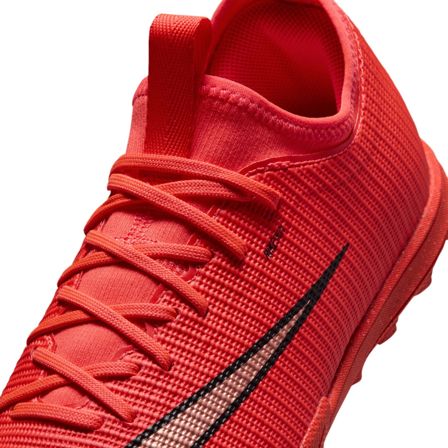 Nike Junior Vapor 17 Academy TF Turf Soccer Shoes - Bright Crimson/ Blur