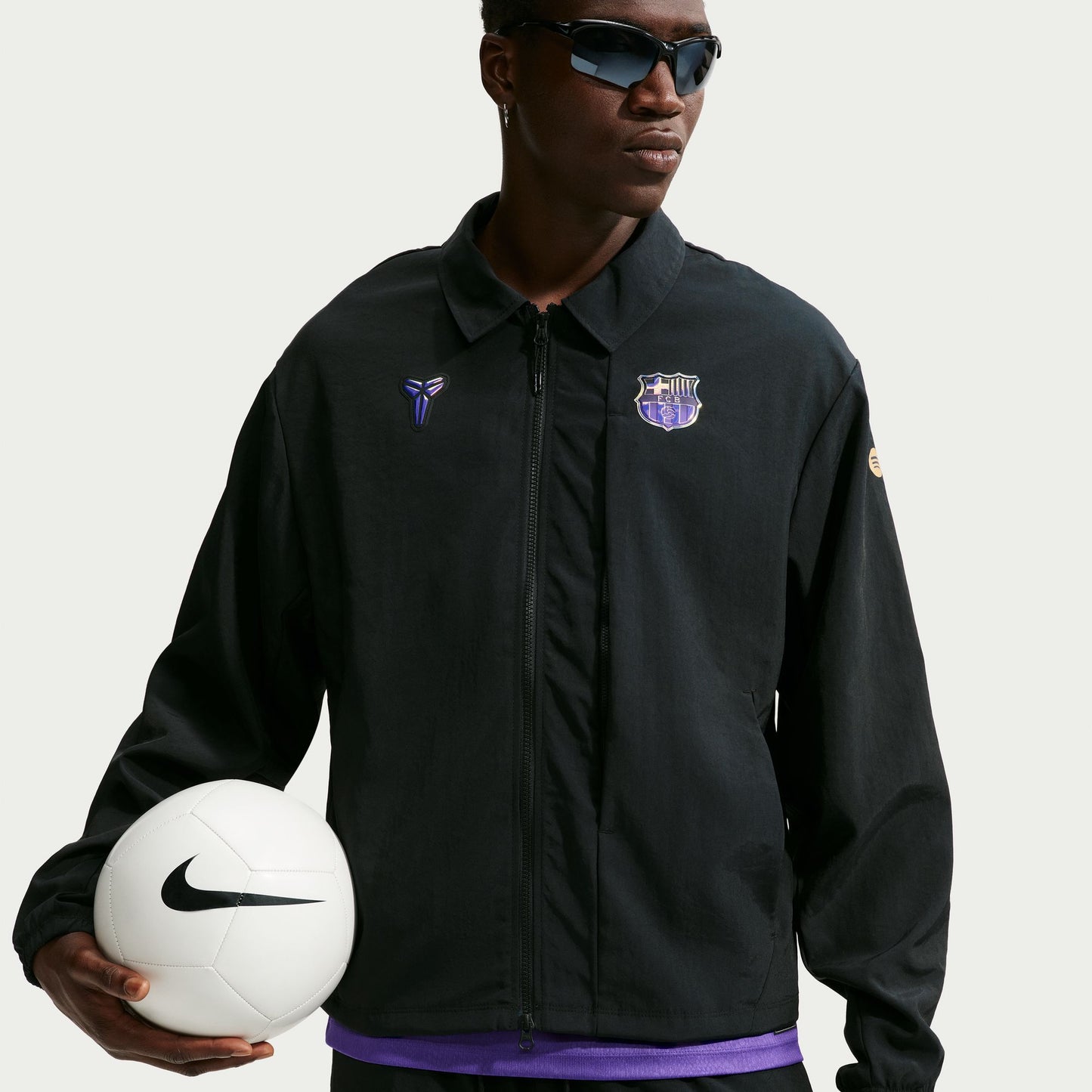 Men's  Nike Barcelona Kobe Bryant MAMBA Woven Away Jacket - Black/ Field Purple/ Black