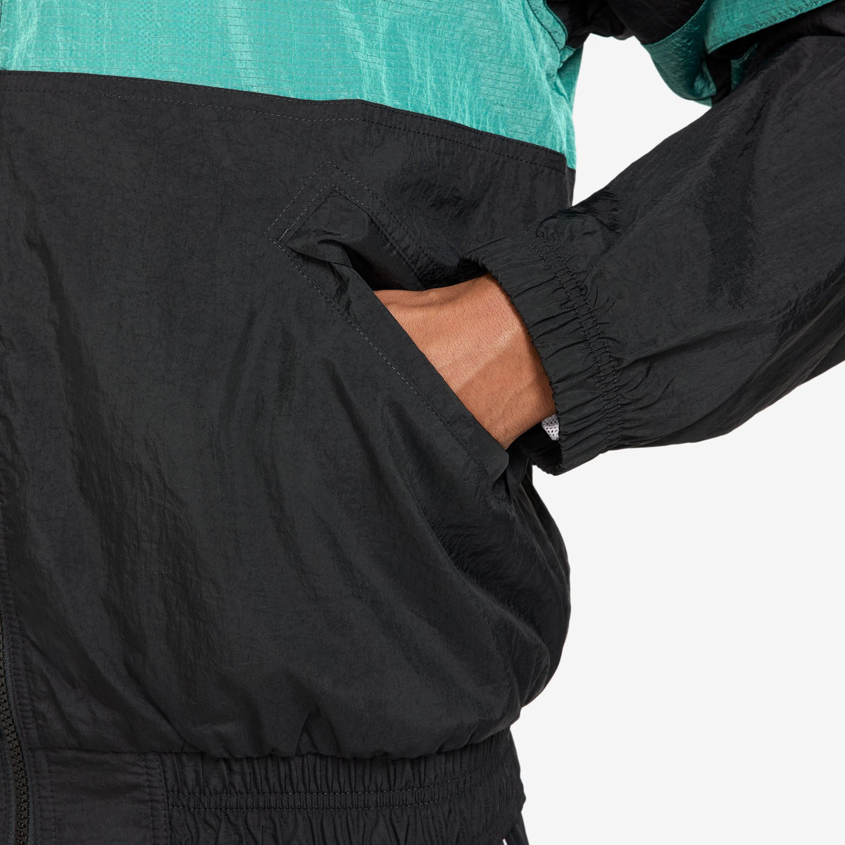 Men's  Nike Barcelona RPL i96 Track Jacket - Black/ Green Frost/ University Gold
