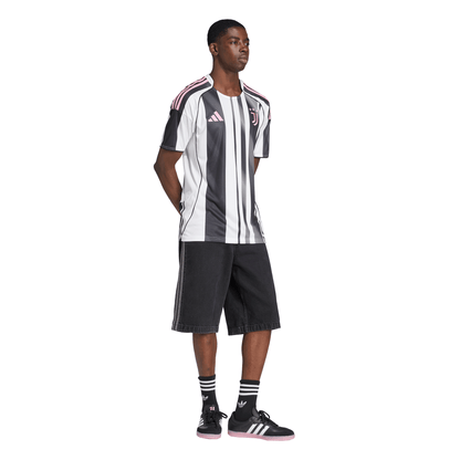 adidas Men's Replica Juventus Home Jersey 2025/2026