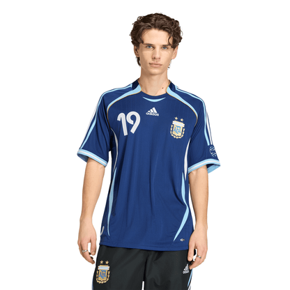 Men's adidas Replica Argentina Away Jersey - MESSI 2006