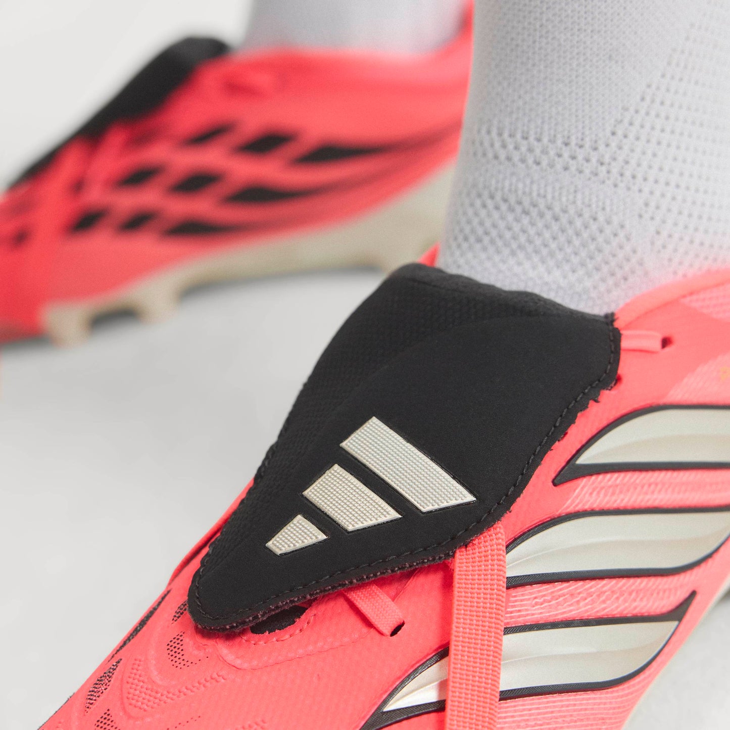 adidas Predator League FT FG Firm Ground - Solar Turbo / Thermal Chrome / Core Black