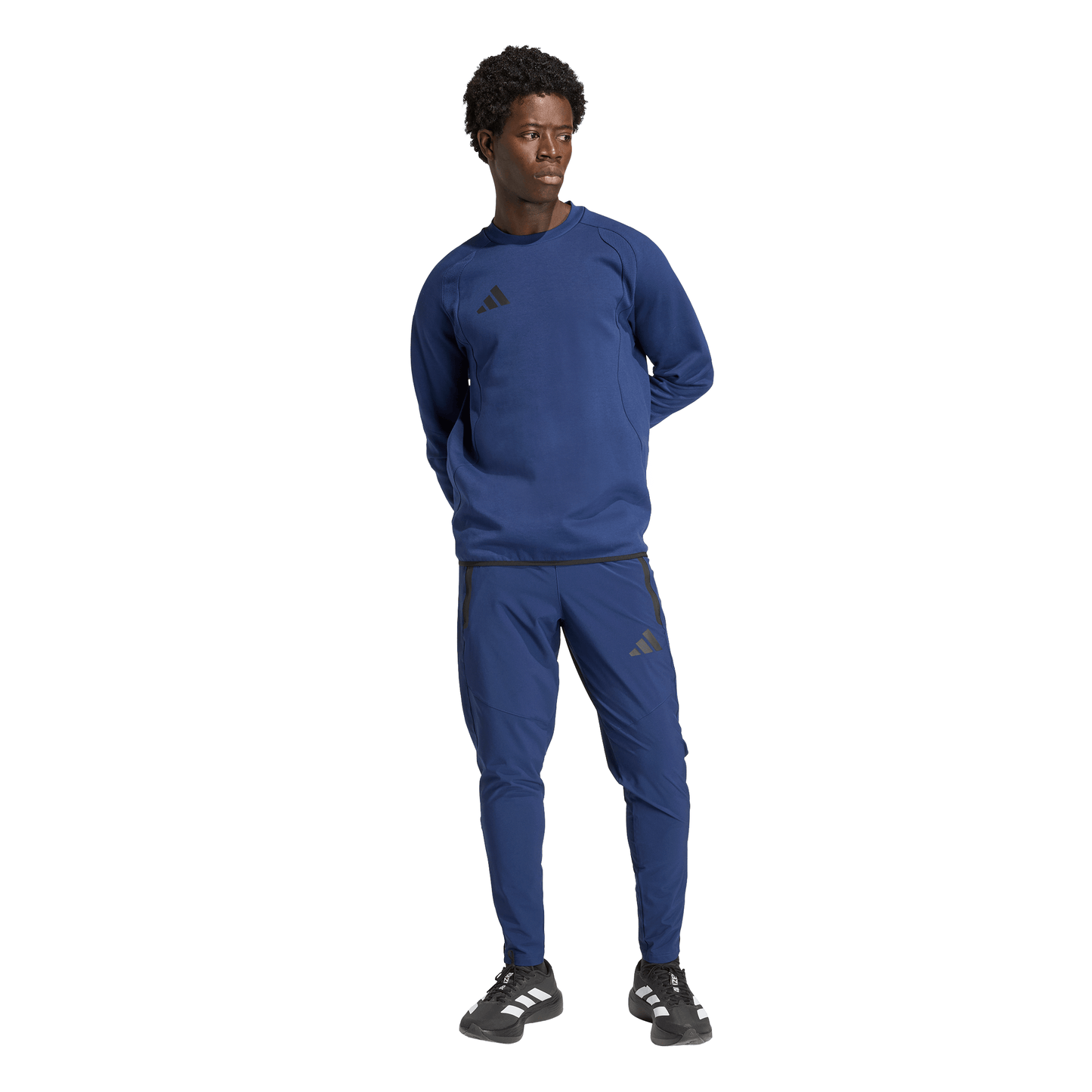 Men's adidas	Tiro Travel Crew Sweatshirt - Team Navy